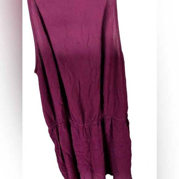 Mossimo • Black Cherry Woven Romper - Picture 12 of 12